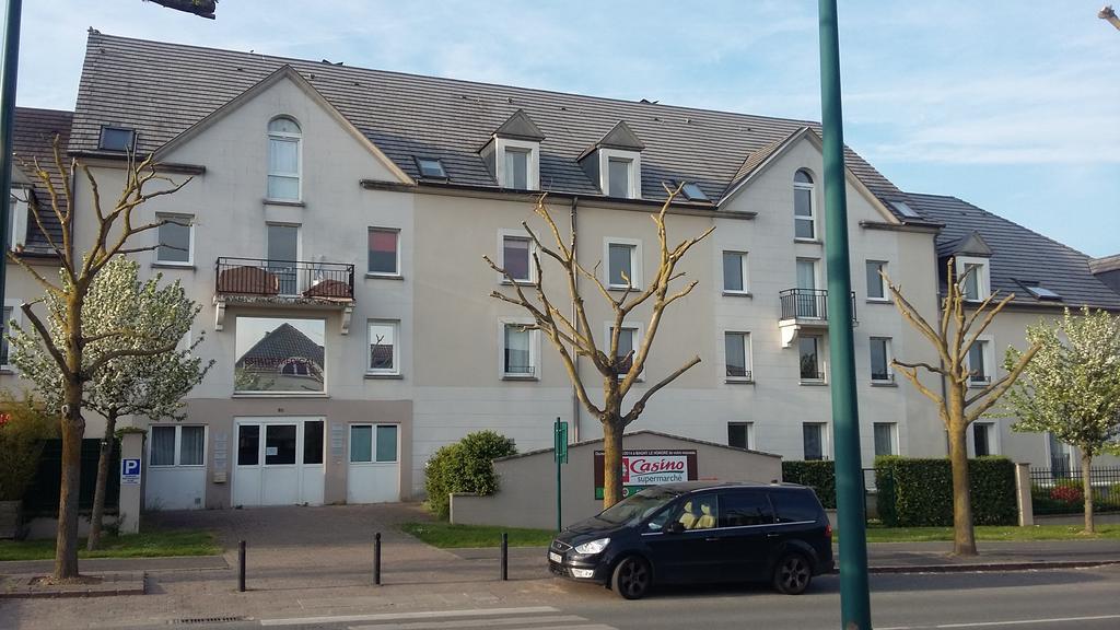 Le Petit Magny Apartment Екстериор снимка